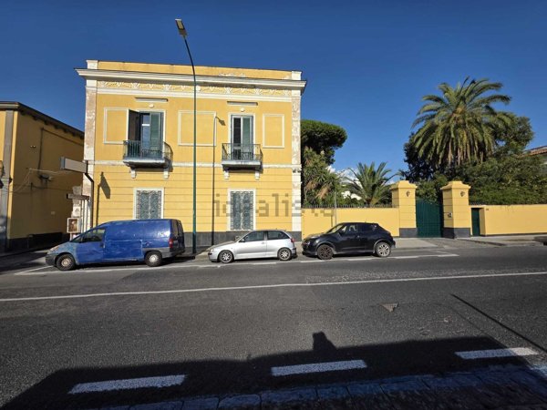 casa indipendente in vendita a Torre del Greco