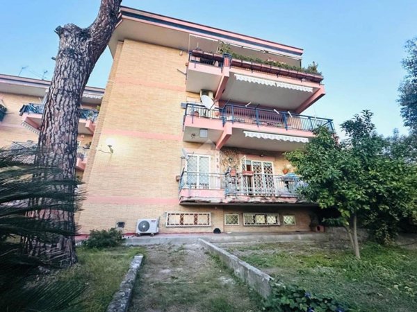 appartamento a Torre del Greco in zona Scappi / Lava Nuova / Montedoro