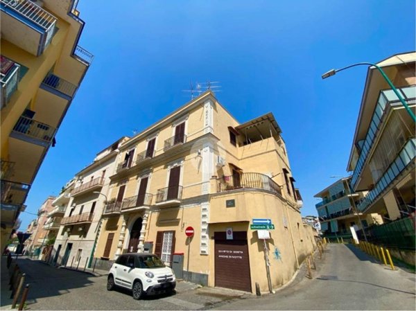 appartamento a Torre del Greco in zona Scappi / Lava Nuova / Montedoro