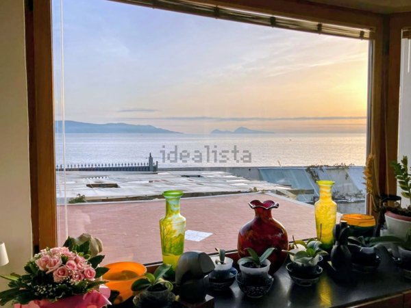 casa indipendente in vendita a Torre del Greco