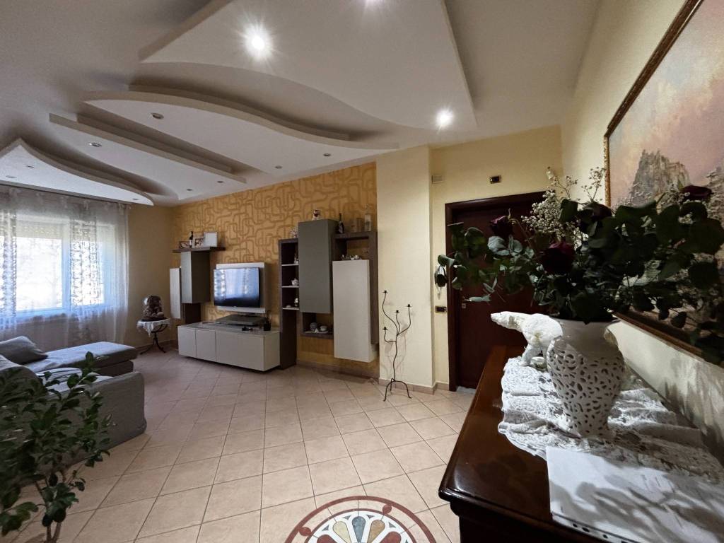 appartamento in vendita a Torre del Greco in zona I Camaldoli