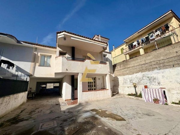 casa indipendente in vendita a Torre del Greco