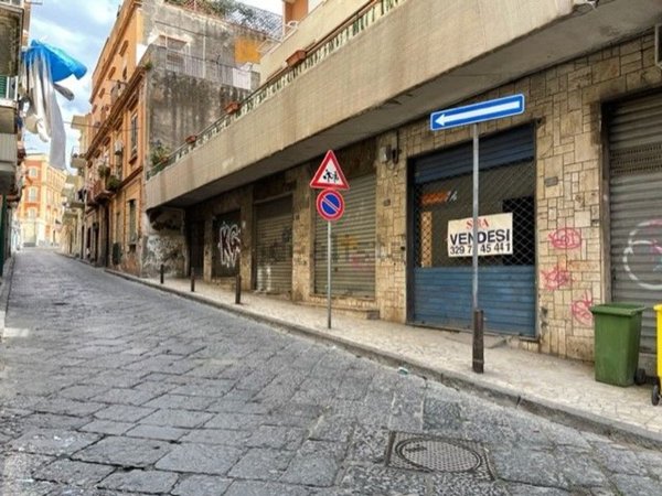 locale commerciale a Torre del Greco in zona Scappi / Lava Nuova / Montedoro