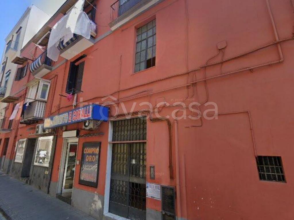 appartamento in vendita a Torre del Greco in zona Centro Città