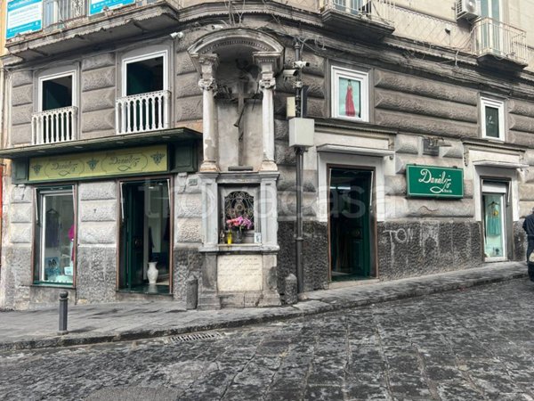 negozio in vendita a Torre del Greco in zona Centro Città