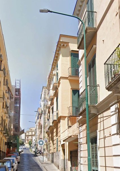 appartamento in vendita a Torre del Greco in zona Centro Città