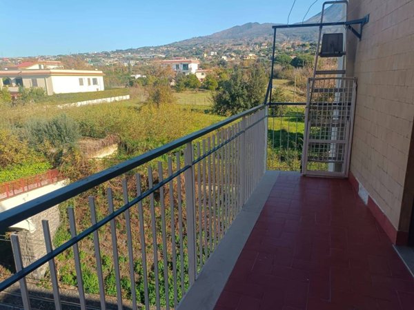 appartamento in vendita a Torre del Greco in zona Centro Città