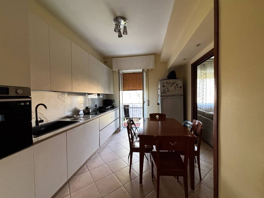 appartamento in vendita a Torre del Greco in zona I Camaldoli