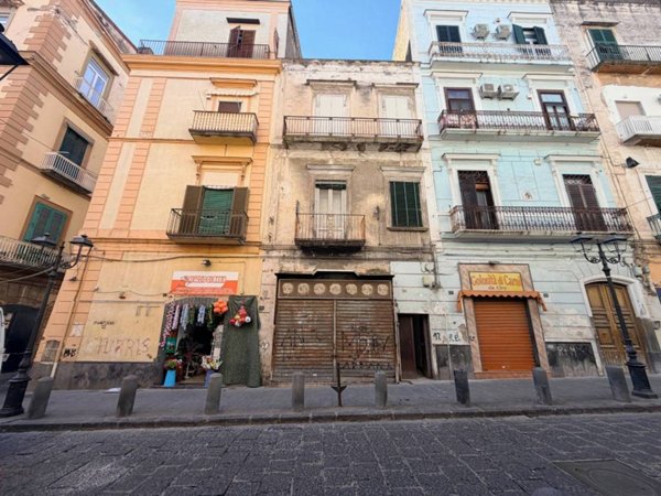 intera palazzina in vendita a Torre del Greco