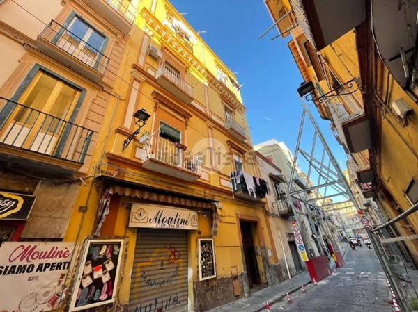 appartamento in vendita a Torre del Greco in zona Centro Città