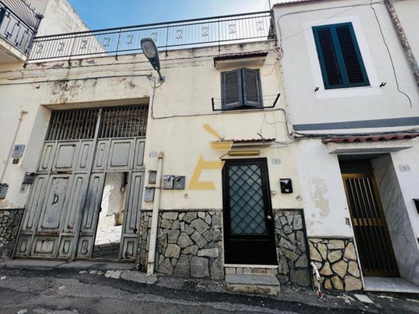 appartamento in vendita a Torre del Greco in zona Leopardi
