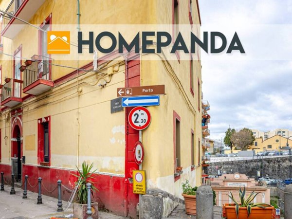 appartamento in vendita a Torre del Greco in zona Centro Città