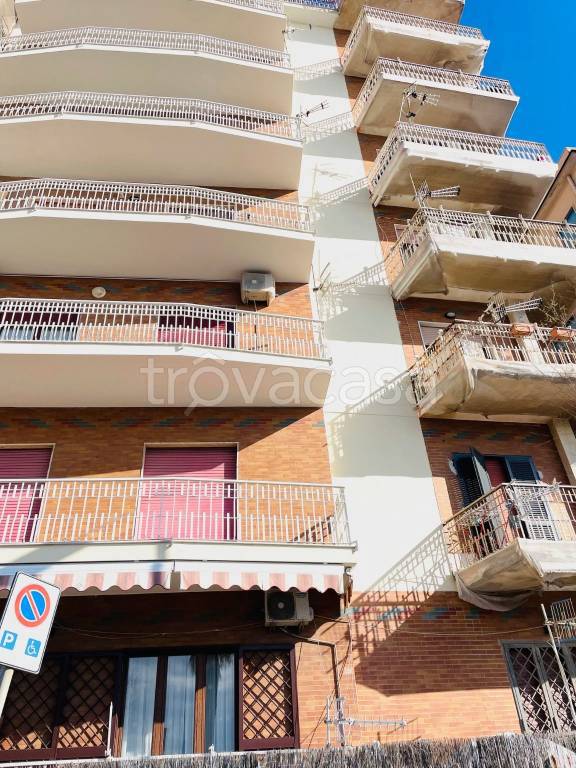 appartamento in vendita a Torre del Greco in zona Litoranea