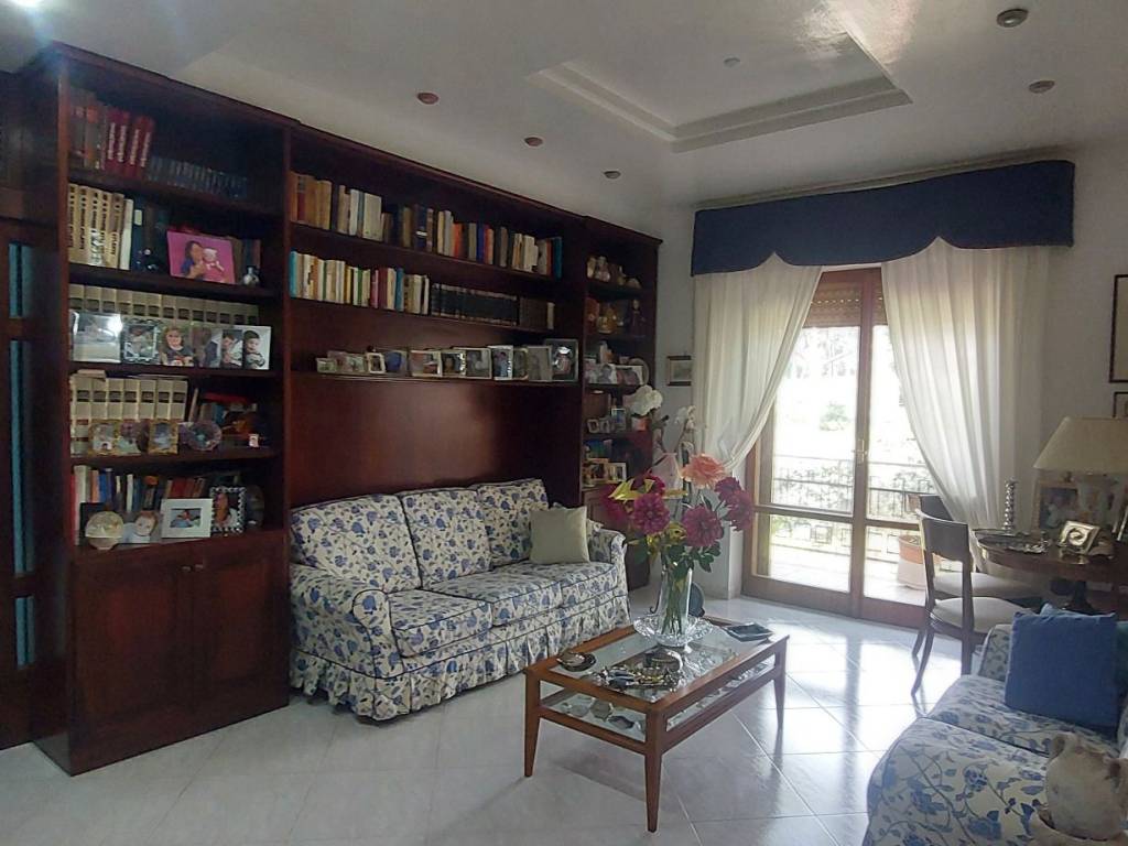 appartamento a Torre del Greco in zona Scappi / Lava Nuova / Montedoro