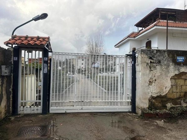 appartamento a Torre del Greco in zona Scappi / Lava Nuova / Montedoro