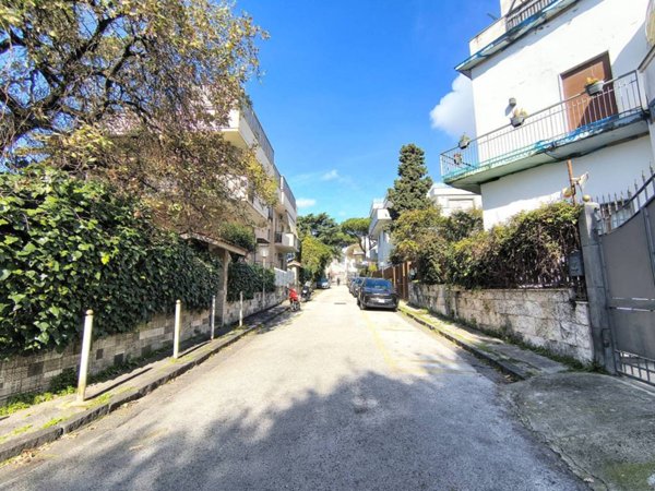 appartamento a Torre del Greco in zona Scappi / Lava Nuova / Montedoro