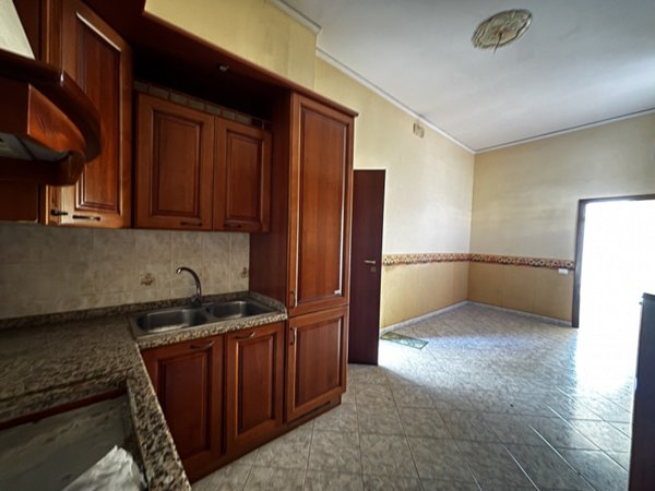 appartamento in vendita a Torre del Greco in zona Centro Città