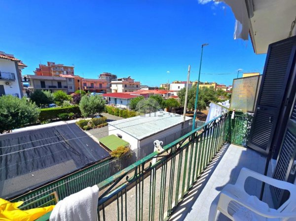 appartamento in vendita a Torre del Greco in zona Santa Maria la Bruna