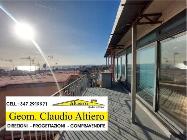 appartamento in vendita a Torre del Greco in zona Centro Città
