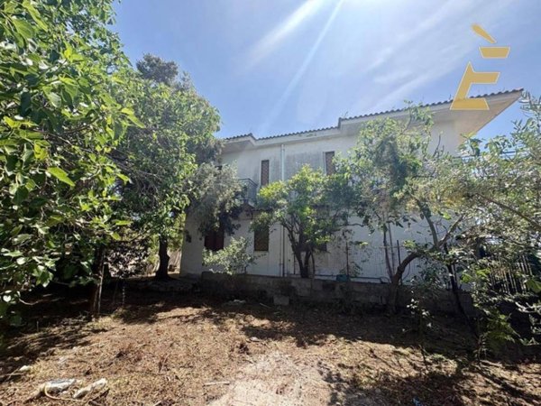 casa indipendente in vendita a Torre del Greco in zona Leopardi