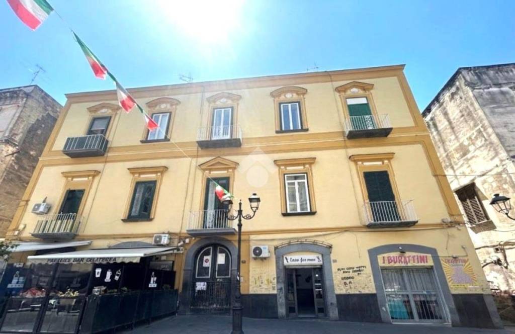 appartamento in vendita a Torre del Greco in zona Centro Città