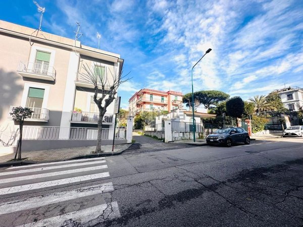 appartamento a Torre del Greco in zona Scappi / Lava Nuova / Montedoro