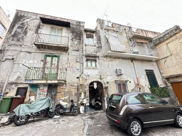 appartamento in vendita a Torre del Greco in zona Portosalvo