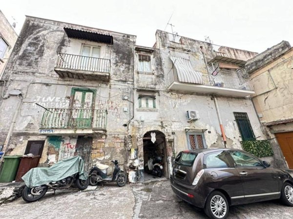 appartamento in vendita a Torre del Greco in zona Portosalvo