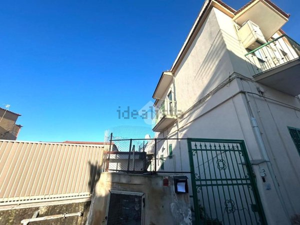 appartamento a Torre del Greco in zona Scappi / Lava Nuova / Montedoro