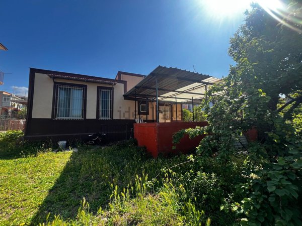 appartamento in vendita a Torre del Greco in zona Litoranea