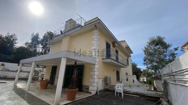 casa indipendente a Torre del Greco in zona Scappi / Lava Nuova / Montedoro