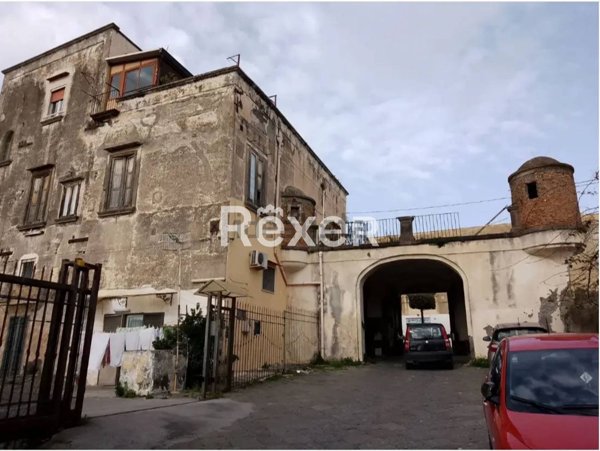 appartamento in vendita a Torre del Greco in zona Centro Città