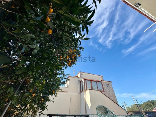 appartamento a Torre del Greco in zona Scappi / Lava Nuova / Montedoro