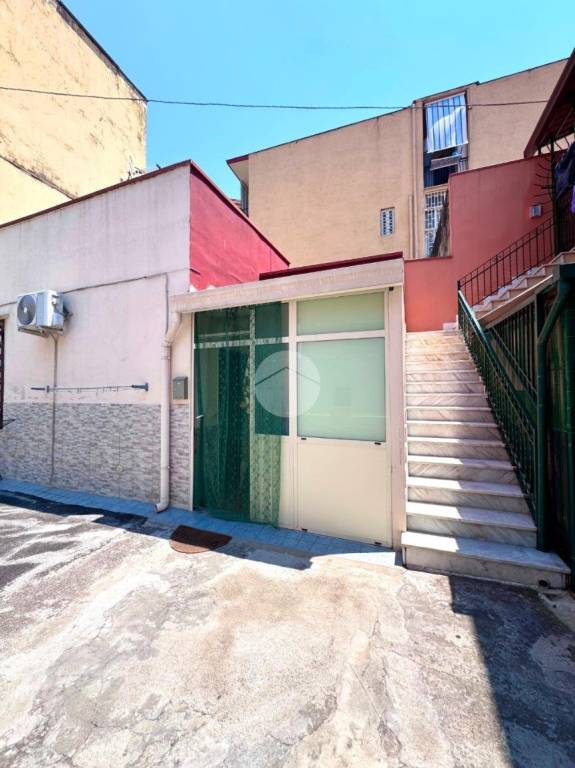 appartamento in vendita a Torre del Greco in zona Centro Città