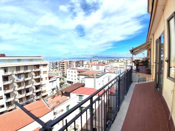 appartamento in vendita a Torre del Greco in zona Centro Città