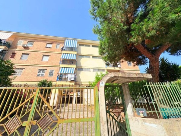 appartamento a Torre del Greco in zona Scappi / Lava Nuova / Montedoro