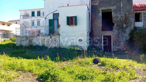 casa indipendente a Torre del Greco in zona Scappi / Lava Nuova / Montedoro
