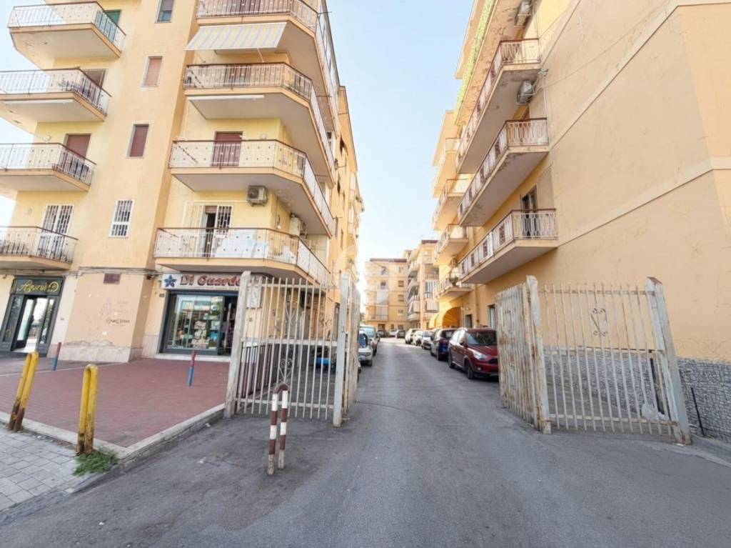 appartamento a Torre del Greco in zona Scappi / Lava Nuova / Montedoro