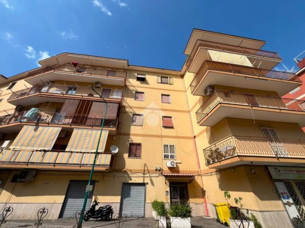 appartamento in vendita a Torre del Greco in zona Centro Città