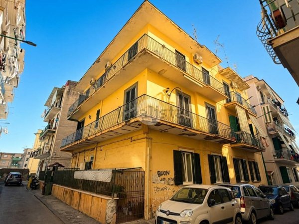 appartamento in vendita a Torre del Greco in zona Vesuviana
