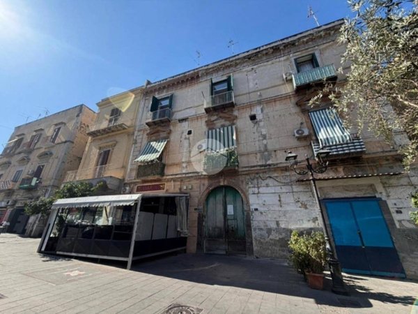 appartamento in vendita a Torre del Greco in zona Centro Città