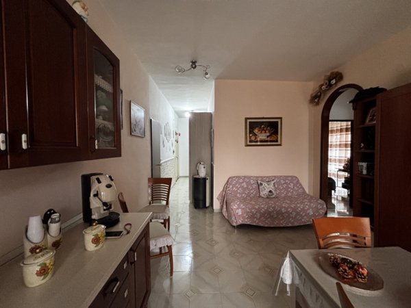 appartamento in vendita a Torre del Greco in zona Litoranea