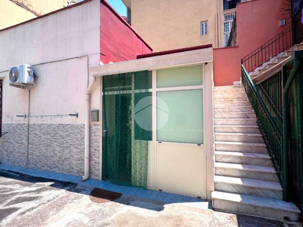 appartamento in vendita a Torre del Greco in zona Centro Città