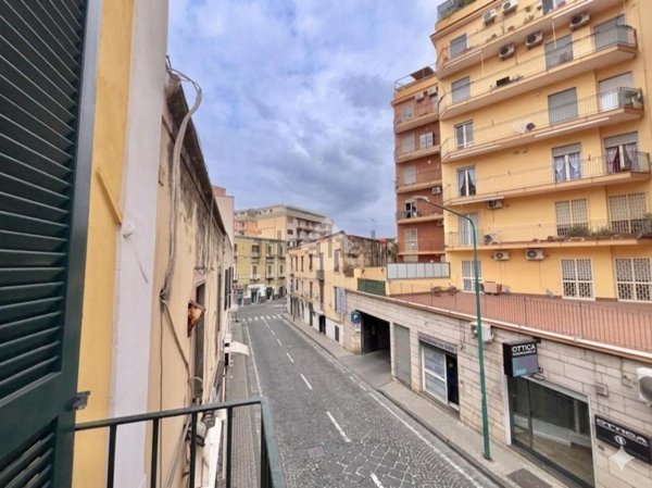 ufficio in vendita a Torre del Greco