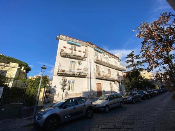 appartamento a Torre del Greco in zona Scappi / Lava Nuova / Montedoro