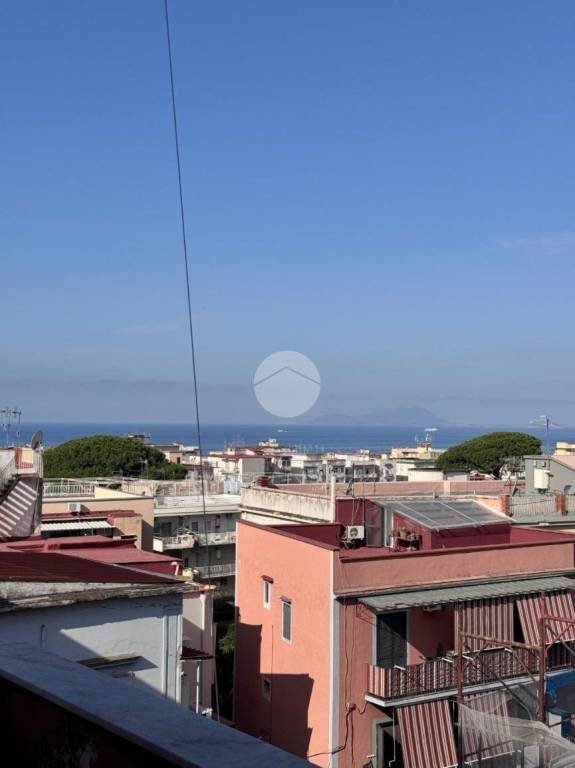 appartamento a Torre del Greco in zona Scappi / Lava Nuova / Montedoro