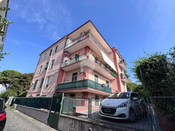 appartamento a Torre del Greco in zona Scappi / Lava Nuova / Montedoro