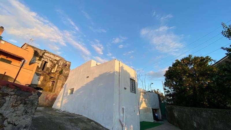 appartamento in vendita a Torre del Greco in zona I Camaldoli