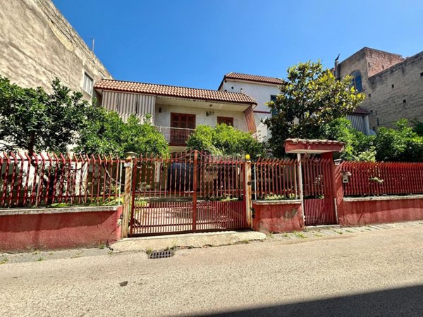casa indipendente in vendita a Tufino