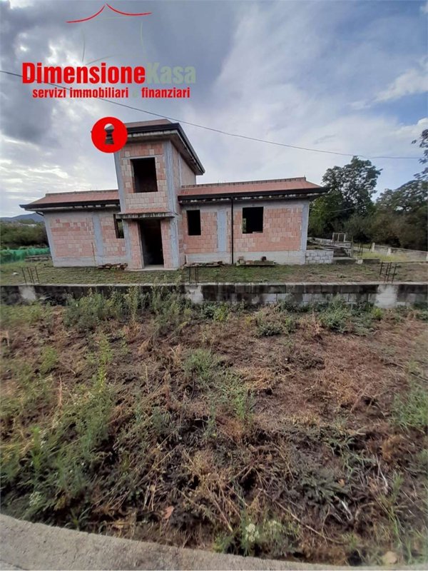 quadrivano in vendita a Tufino